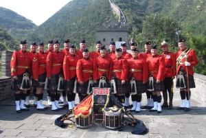 rcmp-e-div-pipe-band-on-great-wall-of-china-cropped